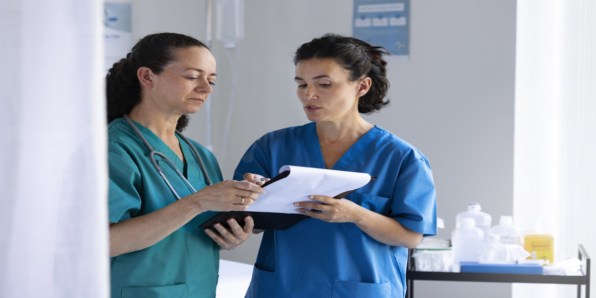 How To Become a Certified Nursing Assistant