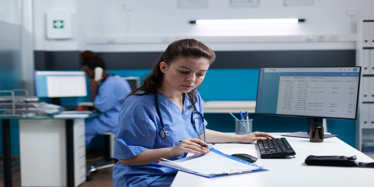 Pros and Cons of Being a Medical Biller and Coder